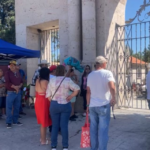 Ataque de abejas deja 10 personas lesionadas en el Panteón Santiago de Saltillo