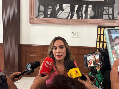 Escuelas acordarán cómo restringir celulares en las aulas
