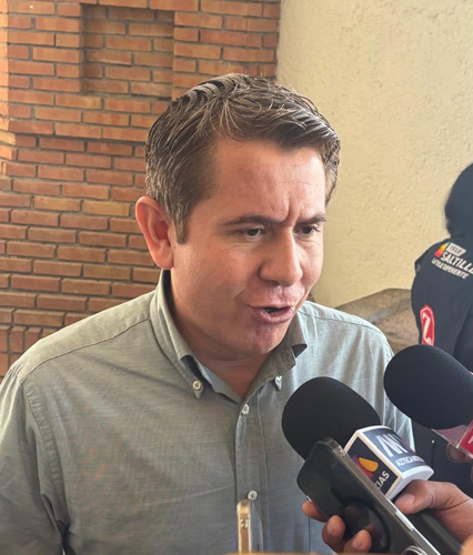Preparan escuelas restricciones al uso de celulares